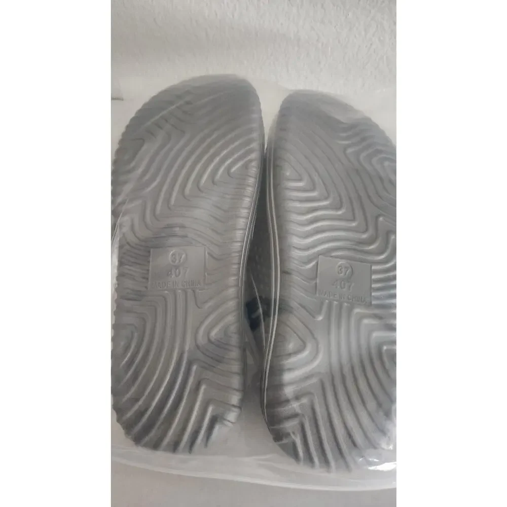 SPORT Rubber Pool‎ Shoes - Gray/White - Size 6-37. (x02g)